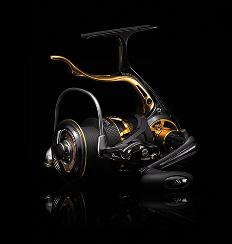 Amazon.com : Daiwa Iso LB Reel, 22 Tournament, ISO 2500XH-LBD, Black :  Sports & Outdoors